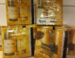 Tradera 12 fp treskiktsservetter| Husholdningsartikler