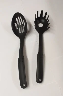 Tradera *2 NYA Slev / Spaghettislev Köksredskap Svarta Salladsbestick> Tandpleje