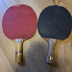 Tradera 2 stycken gamla stiga bordtennisrack> Bordtennis
