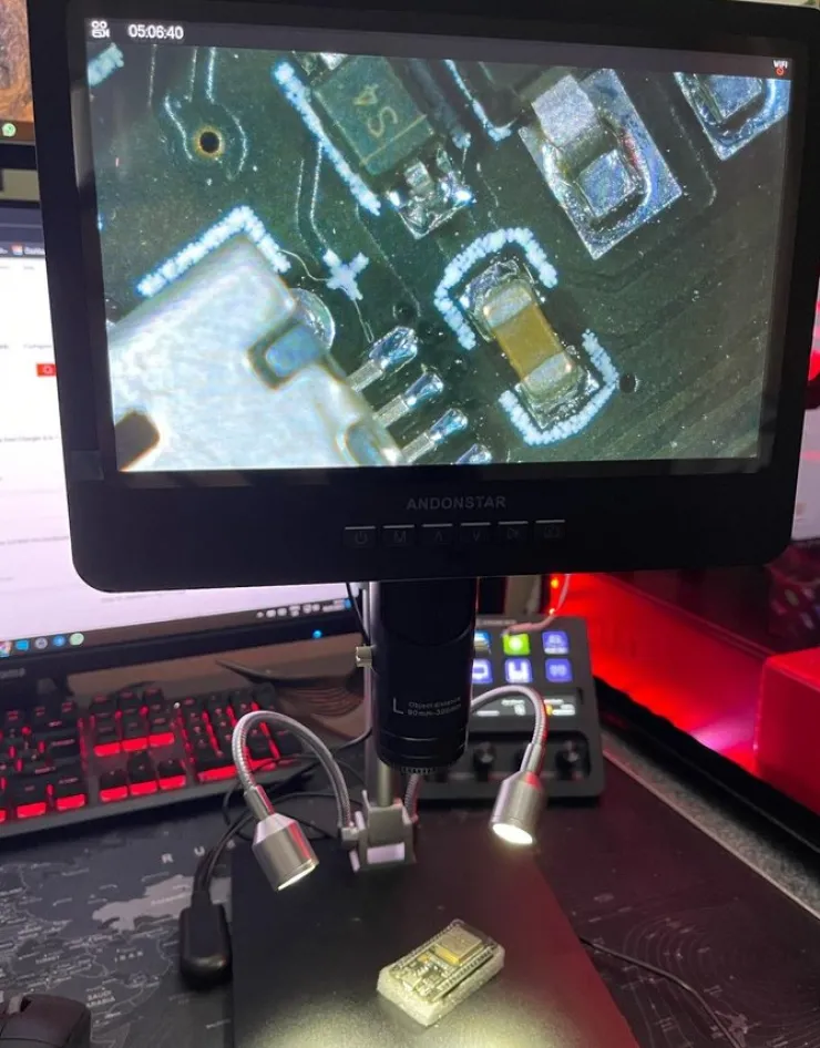 Tradera 10 tums 2160P 2000X Ultra HD HDMI digitalt mikroskop med 3 linser,nästan helt ny| Mikroskop