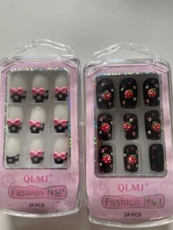 Tradera 2 x 24 lösnaglar> Manicure, Hånd- & Fodpleje