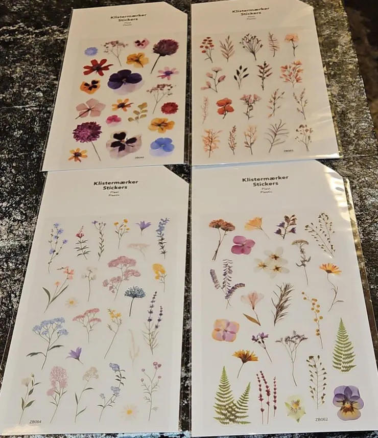 Tradera 4 x Pressade blombilder klistermärken| Scrapbøger