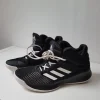 Tradera Adidas Basketbollskor Svart Storlek 38/24cm> Basket