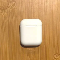 Tradera AirPods fodral Apple> Mobiltilbehør