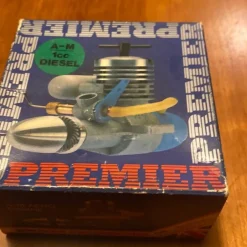 Tradera A-M Premier 1cc Diesel Modellmotor i originalförpackning| Modelmotorer