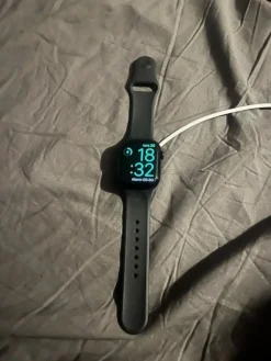 Tradera Apple Watch Series 10> Smartwatches