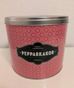 Tradera ARBRÅ ÅNGBAGERI. PLÅTBURK. PEPPARKAKSBURK. ORIGINAL. SAMLAROBJEKT.> Metalemballage
