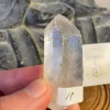 Tradera Bergskristall rå spets 6-8cm> Ædelsten
