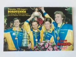 Tradera Bordtennisbilder - Svenska VM-laget i Buster> Bordtennis