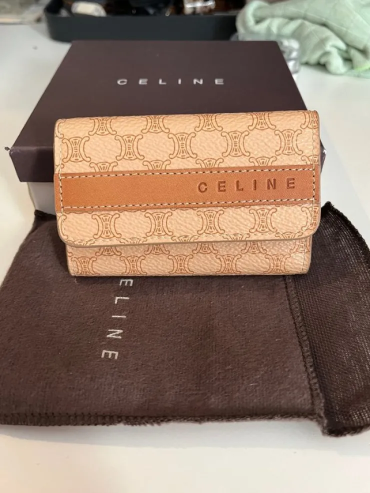 Best Sale Celine Macadam nyckelfodral Nøgleringe & Nøgleetuier