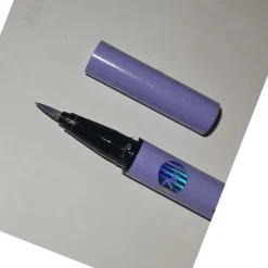 Tradera 7DAYS Vattentät METALLIC EYLINER / LILA> Makeup