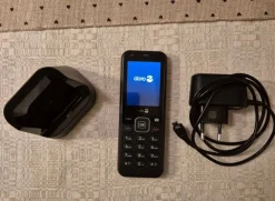 Tradera Doro 7001H, hemtelefon med simkort.> Fast Telefoni