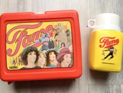 Tradera Fame - Lunchbox och Termosflaska från 80-talet| Merchandise