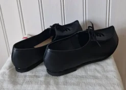 Tradera Folkdansskor, 40> Konkurrencedans