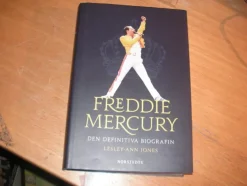 Discount Freddie Mercury/Queen - Den definitiva biografin - Inb. 1:a upplaga 2012 Biografier & Erindringer