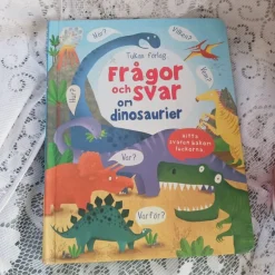 Hot FRÅGOR OCH SVAR DINOSAURIER* LÄR OM DINOSAURIER Børne- & Ungdomsbøger