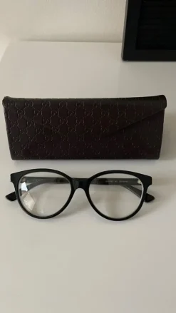 Online Gucci GG0379O 001 52mm brillor med styrka Briller & Tilbehør