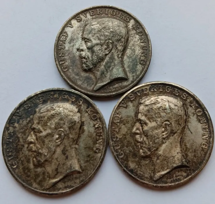 Tradera Gustav V 3 st Silvermedaljer Officerarnas Målskjutnings Förbund 1919,1921 Ut 1:-| Andre Mønter & Sedler