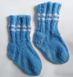 Tradera Handstickade raggsockar/yllesockar strl. 17 (innermått 110 mm)| Baby, Børn & Leg