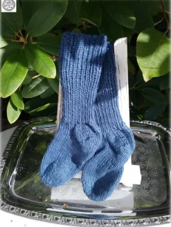 Tradera Handstickade yllesockar raggsockar blå s 25-26 im 15 nyskick| Baby, Børn & Leg