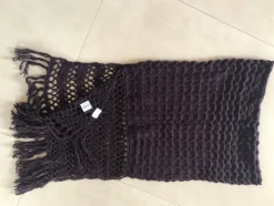 Flash Sale Åhléns stickat sjal, storlek ONE SIZE Sjaler & Halstørklæder