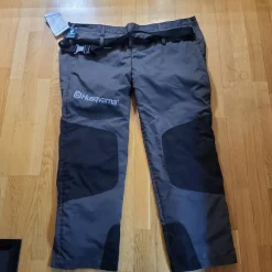 Clearance Husqvarna mörkgrå huggarbyxor sågbyxor Beskyttelsesudstyr & Beklædning