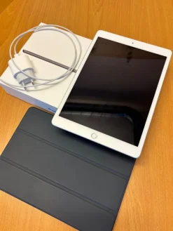 Tradera iPad 7th 10.2> Tablets