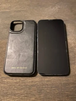 Tradera iPhone 14 128GB Midnight (Batterihälsa 100 %)> Mobiltelefoner