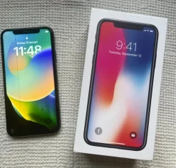 Tradera iPhone X 256GB> Mobiltelefoner
