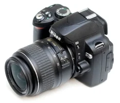 Tradera Kamera Nikon D60, objektiv Nikkor AF-S DX ED Aspherical 18-55 mm 1:3.5-5.6 GII.| Fotokameraer