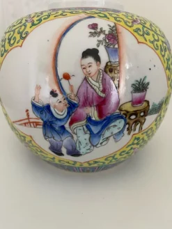 Outlet Kinesisk lockurna/vas utan lock. Orientalsk Kunst Og Porcelæn