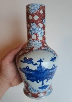 Shop Kinesisk porslinsvas balustervas vas i unerglasyrblått och rött Orientalsk Kunst Og Porcelæn