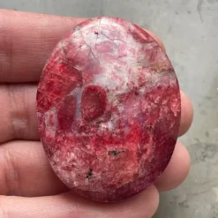 Tradera Äkta Röd Månsten Adular Ädelsten Samlarobjekt, Handsten, Palmstone ca 45 g> Ædelsten