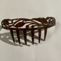 Best Äldre Hårkam med dekorativt mönster. OBS läs text. Hårtilbehør