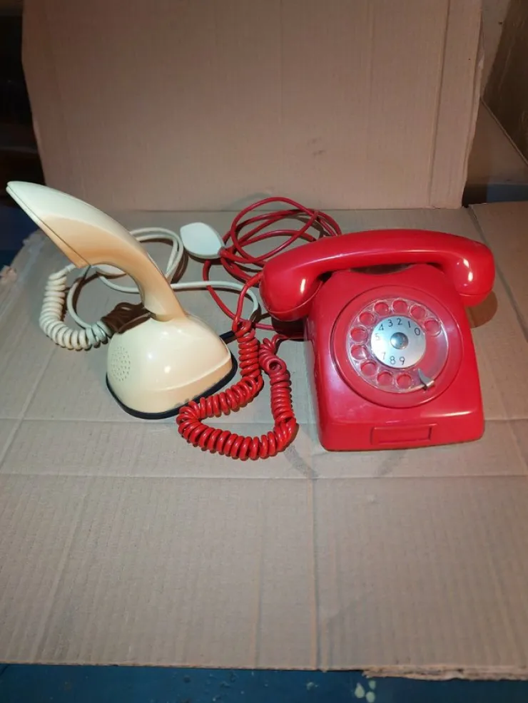 Tradera Äldre vintage telefoner Cobra> Fast Telefoni