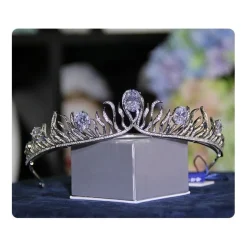 Best Sale Lyx kristall CZ bröllop hår krona tiara Bryllupstilbehør