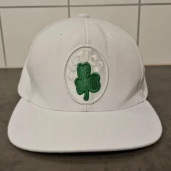 Best Sale Mitchell & Ness Boston Celtics NBA Keps Vit Hovedbeklædning