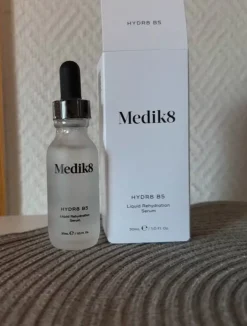 Tradera Ny Medik8 hydr8 B5 liquid rehydration serum> Ansigtpleje