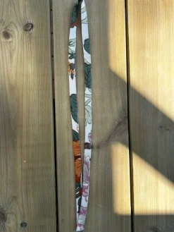 Tradera NYCKELBAND I TYG FRÅN SVENSKT TENN, MÖNSTER FRÅN G P & J BAKER / MAGNOLIA| Tilbehør