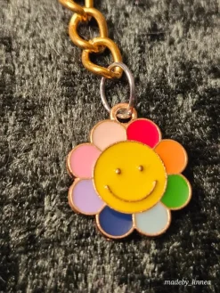 Tradera Nyckelring med glad solblomma| Tilbehør