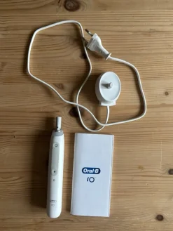 Tradera Oral-B iO Laboratory Clean 5, eltandborste - säljes som del.> Tandpleje