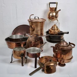 Cheap Parti kopparföremål - Kaffepannor, Grytor och balja, mm. i koppar - 1900-tal Kobbergenstande