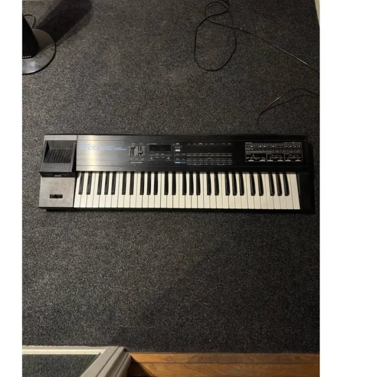 Tradera Roland D-20 Multitimbral Linear Synth| Musikinstrumenter