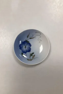 Flash Sale Royal Copenhagen Art Nouveau Lille platte med blomst No 2800/2800 Keramik & Porcelæn, Udenlandsk