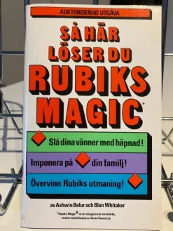 Best Så här löser du Rubiks Magic av Ashwin Belur och Blair Whitaker Encyklopædier & Leksikon