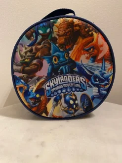 Tradera Skylanders Spyros Adventure / Väska> Nfc-figurer