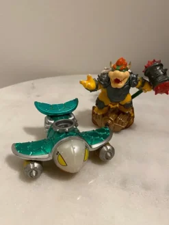 Tradera Skylanders Superchargers / Hammer Slam Bowser + Clown Cruiser> Nfc-figurer