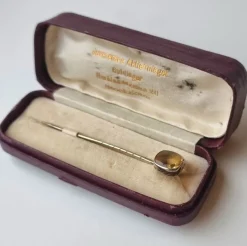 Tradera SLIPSNÅL i Silver med vacker Citrin *1kr utrop*> Slipsenåle