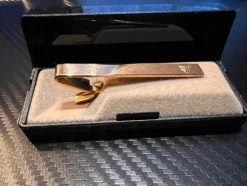 Tradera Slipsnål Sporrong. Tie clip> Slipsenåle