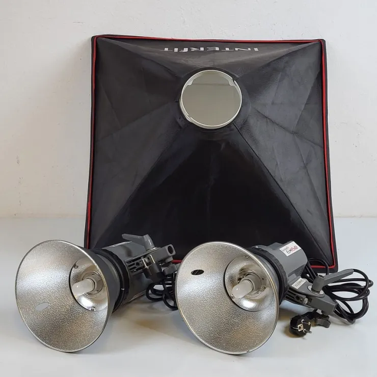 Tradera 2st. Blixtrar & en softbox - Interfit EX150| Fotoudstyr